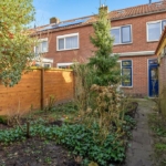 Woning aan Dr. A.R. Holstraat 52 in Zetten te koop