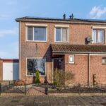 Woning aan Van Rooijenstraat 32 in Driel te koop