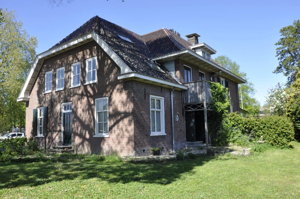 Woning aan Wilhelminaplein 7 in Zetten te koop