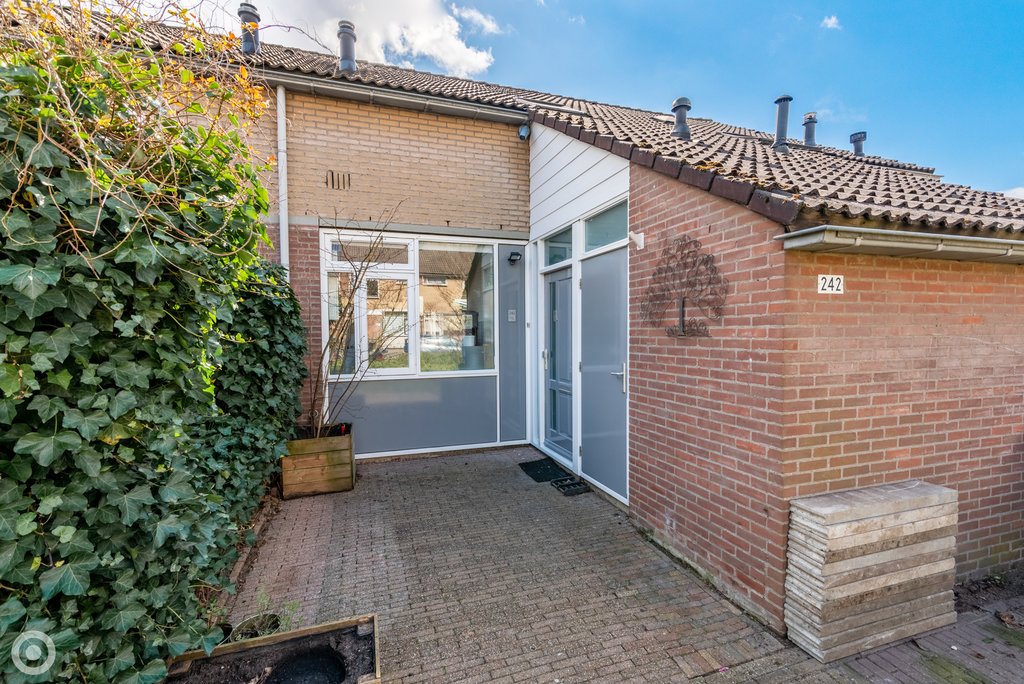 Woning aan Helmondstraat 242 in Arnhem te koop