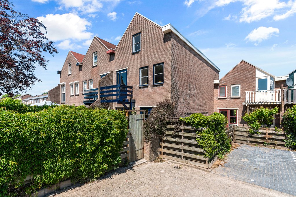 Woning aan Thuishaven 10 in Huissen te koop