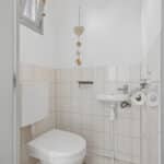 Woning aan Dr. A.R. Holstraat 24 in Zetten te koop