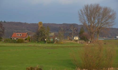 het-woonhart-driel-makelaar-ancient-brickwork-factory-with-ruines-of